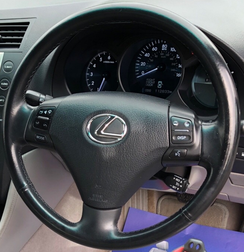 Lexus 8