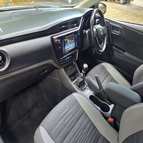 Toyota Auris 2017 (67)