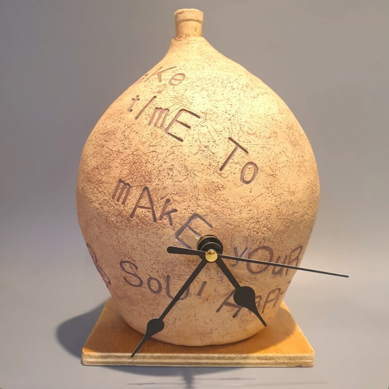 Clock vase Quote " Take Time to Make your Soul Happy"