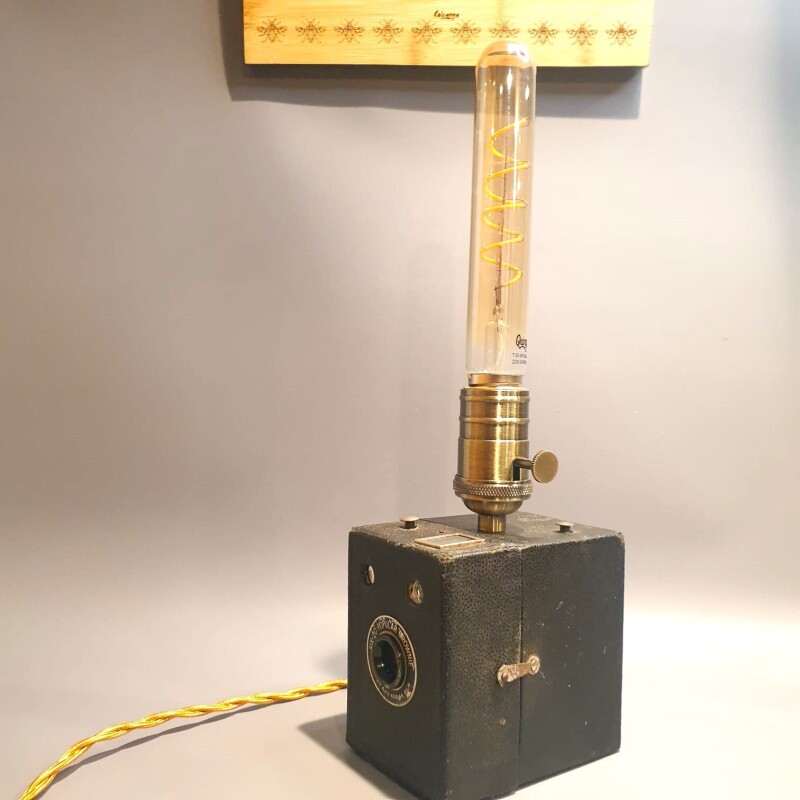 Kodak Six 20 Brownie Junior Camera Lamp