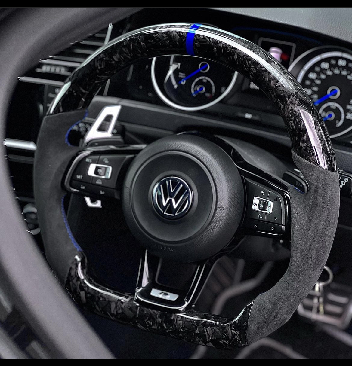 MK7 VW CUSTOM STEERING WHEEL