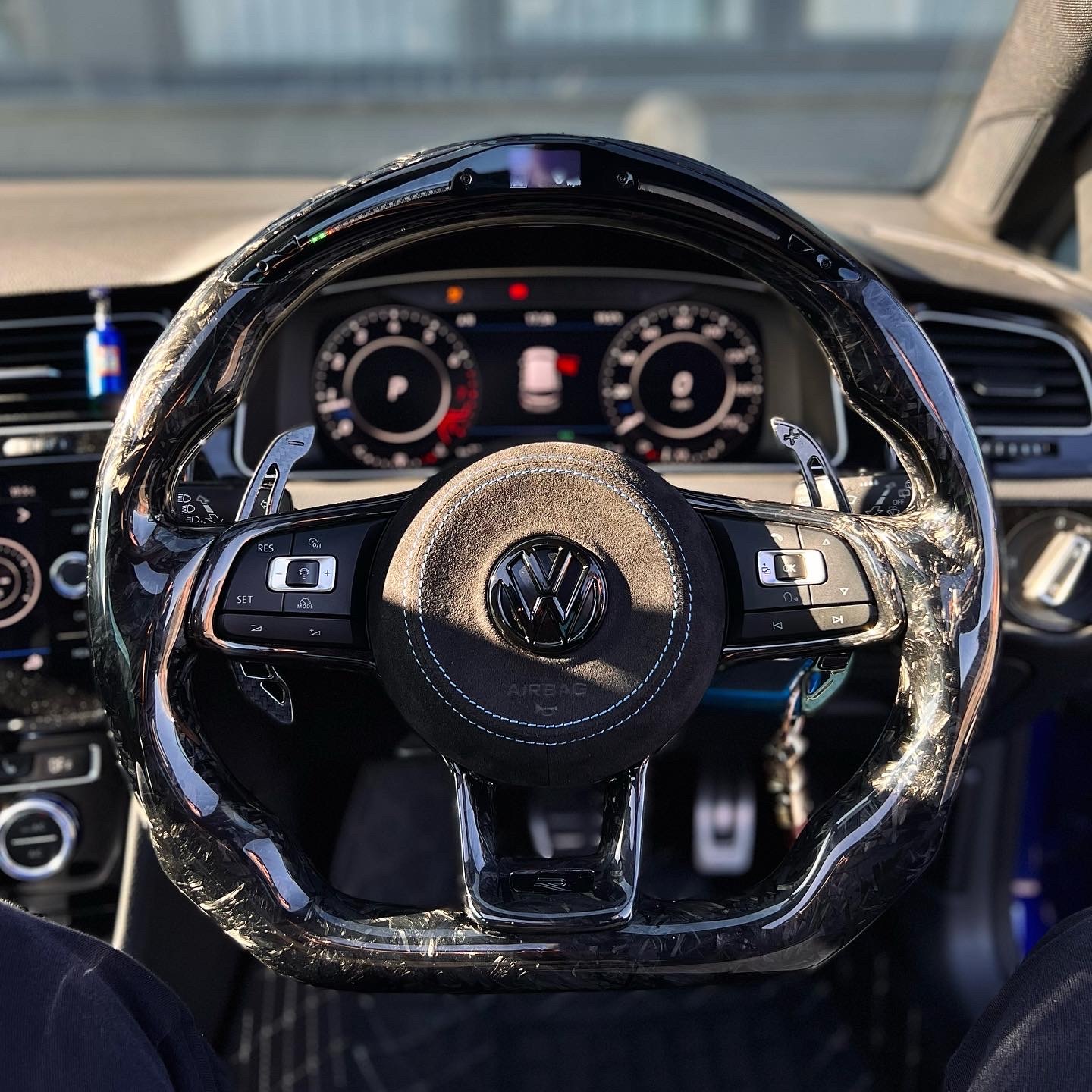 MK7 VW CUSTOM STEERING WHEEL