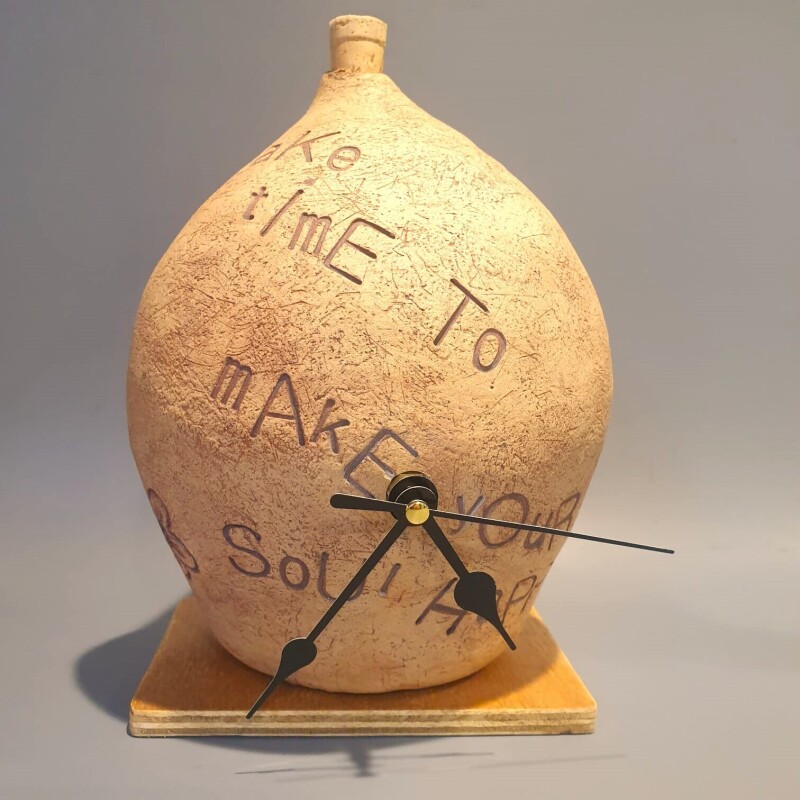 Clock vase Quote " Take Time to Make your Soul Happy"