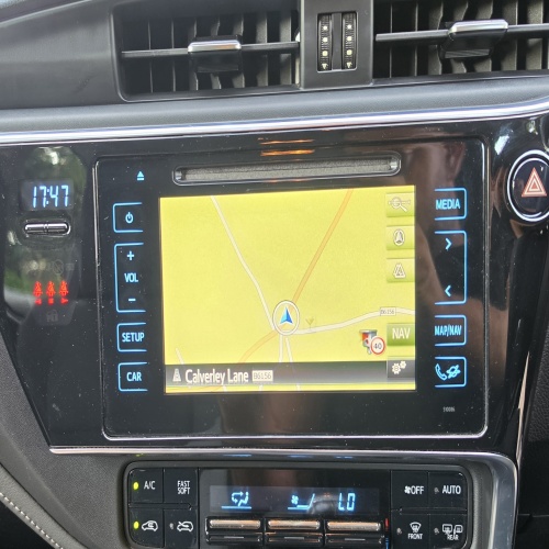 Toyota Auris 2016
