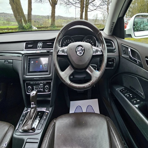 Skoda Superb 2013 (63)